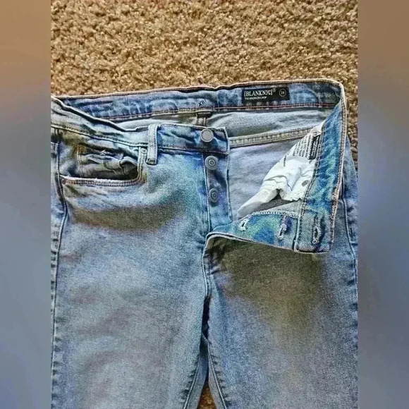 BlankNYC Light-Wash Distressed Jeans with Mickey Mouse Patches on Knees, Size 28 - Picture 5 of 7